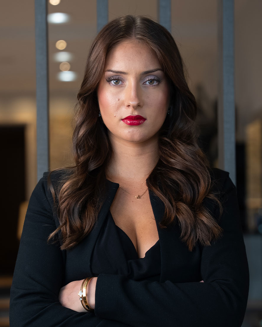 Tünde-Menge_Langanhaltendes-Make-up_Make-up-mit-Stilberatung_Schminkberatung-vom-Profi_Hochwertige-Kosmetikprodukte_Make-up-Workshop-privat_10